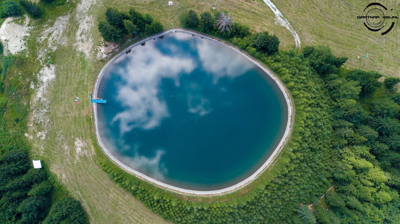 Prenocisca Cerkno Vandrarhem Exteriör bild